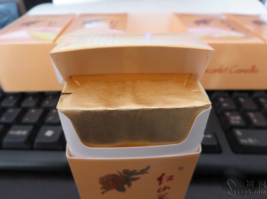 红山茶(精品)相册 红山茶(精品)香烟