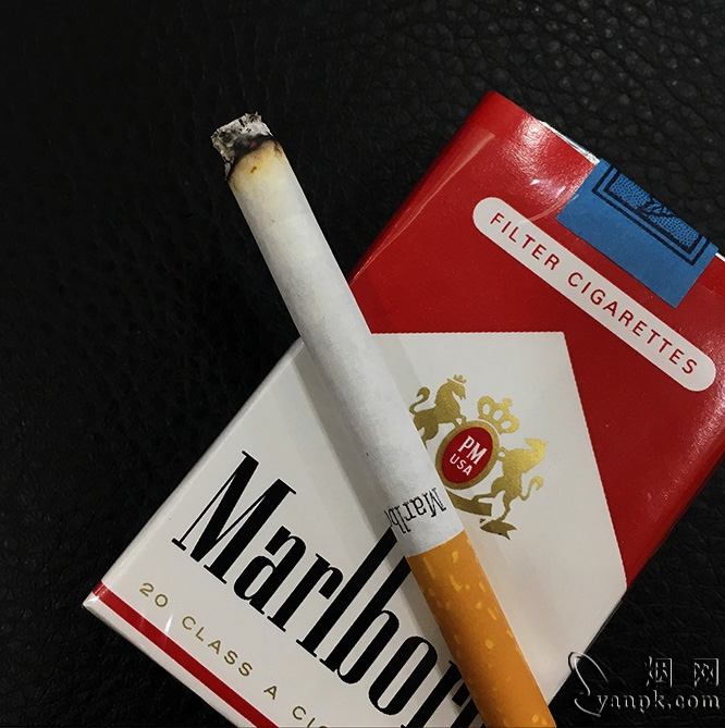 万宝路(美产免税软红)相册 万宝路(美产免税软红)香烟