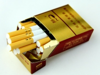 好猫(好运来)香烟开包