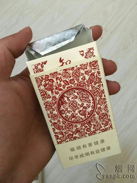 黄鹤楼(硬知音)相册 黄鹤楼(知音)香烟