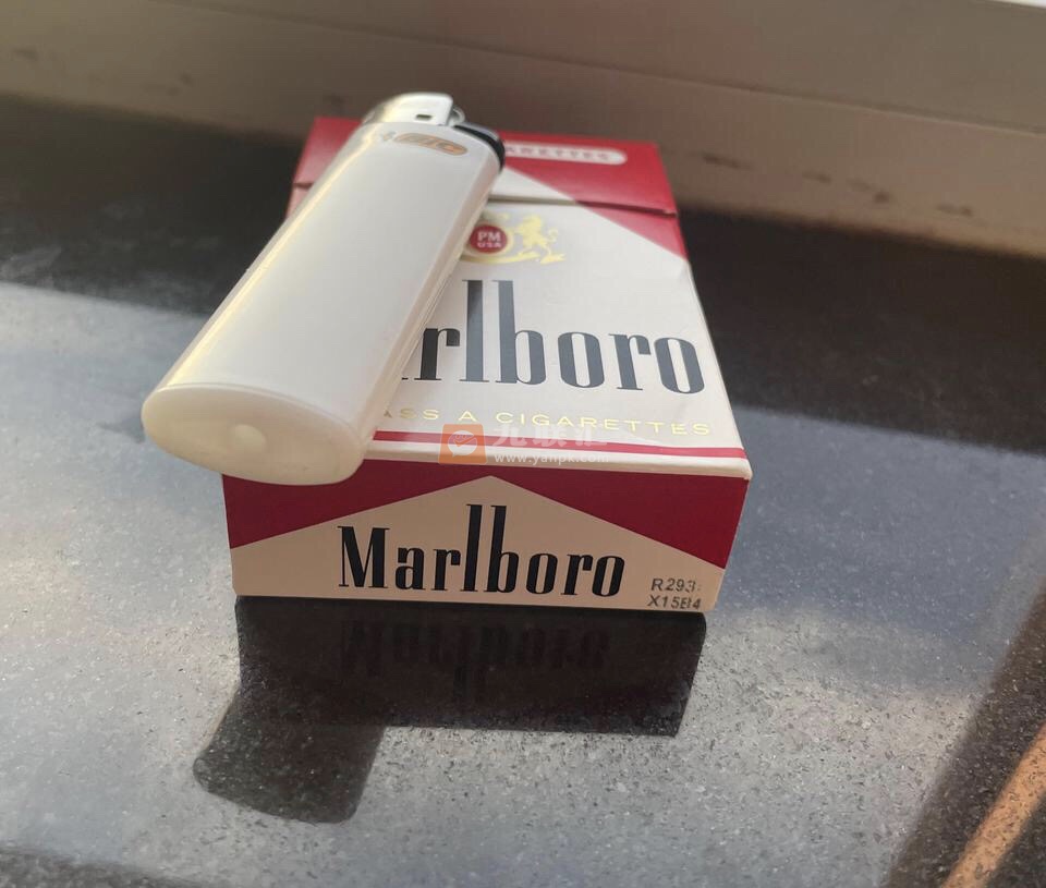 万宝路(美产免税短硬红)相册 93301_83086