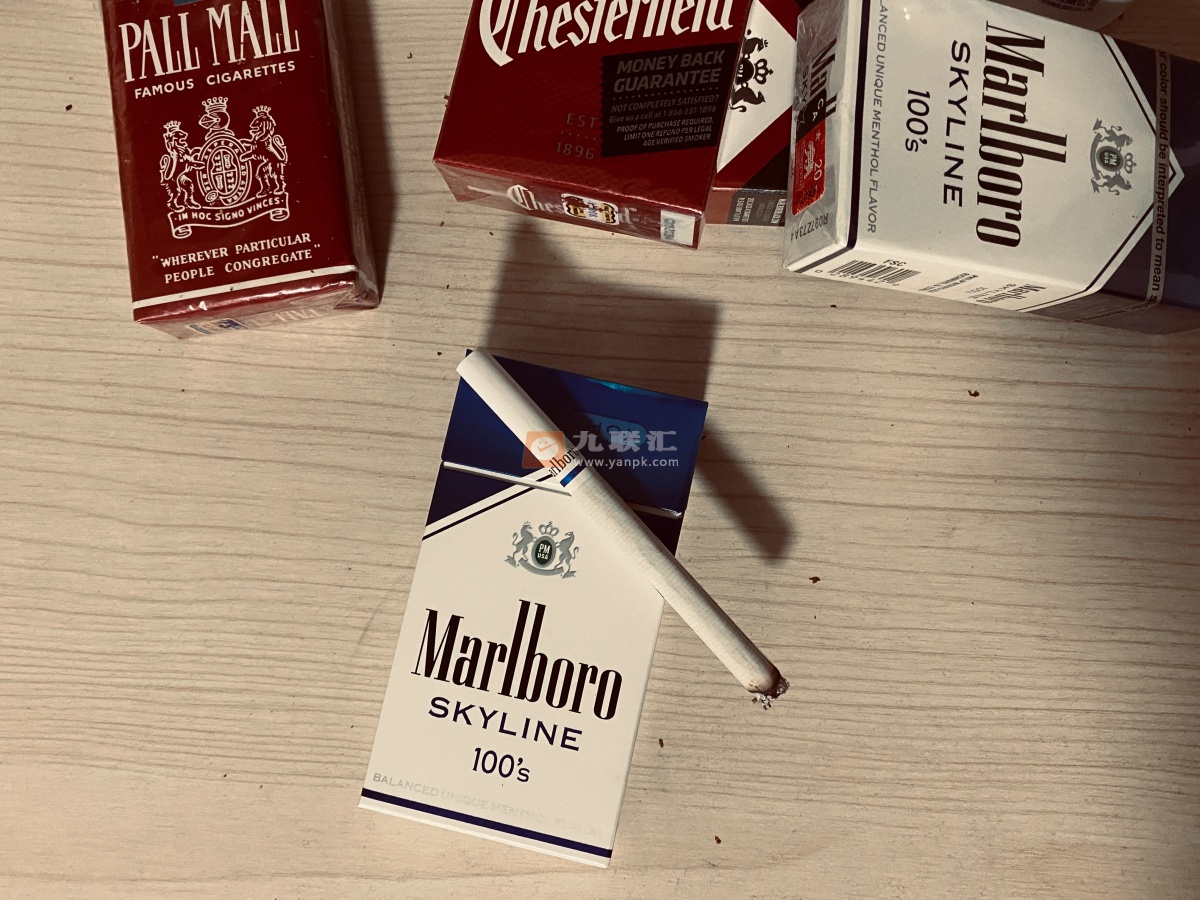 万宝路(硬蓝薄荷天际线100S美版)