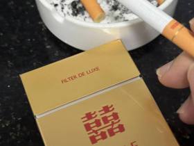 南洋红双喜(硬黄出口版)