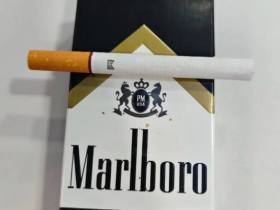 万宝路(硬黑金美版)相册 