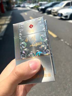 利群(阳光铂金细支)相册 