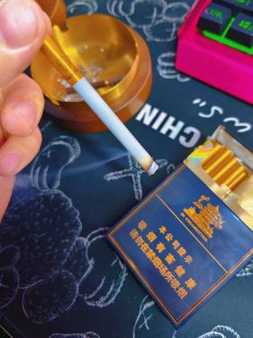 黄鹤楼(金典中支)