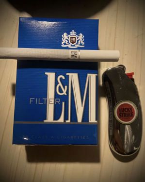 L&M(硬蓝美国免税版)相册 