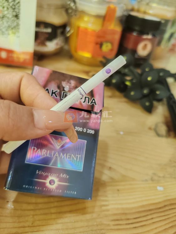 百乐门(蓝莓爆珠细支俄税版)相册 100006_43925