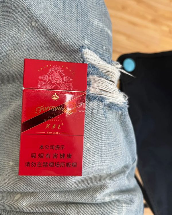 芙蓉王硬红带细支相册 92797_67274