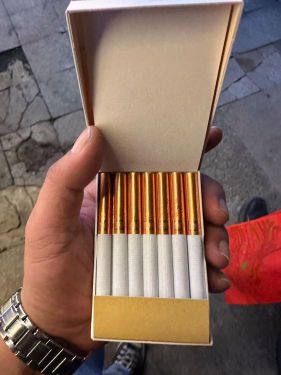 黄山(大红方印)