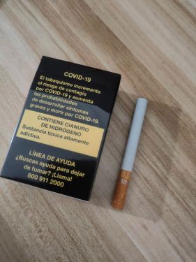 万宝路(硬红短墨西哥加税版)