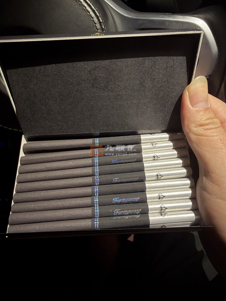 芙蓉王(锦绣世纪黑3mg)相册 115193_44315