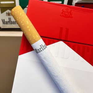 万宝路(硬红2.0阿尔及利亚版)相册 