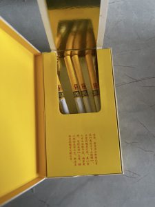 金圣(智圣出山·国瓷)