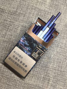 利群(夜西湖细支)相册 