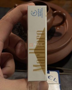 万宝路(白金香港免税版)